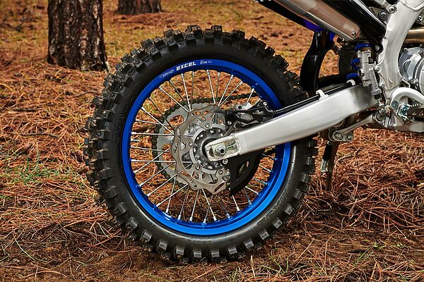 deep tread on our yz450fx motorcycle for rent